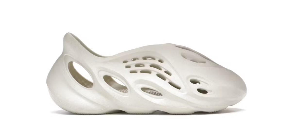 adidas Yeezy Foam RNNR coloris sable