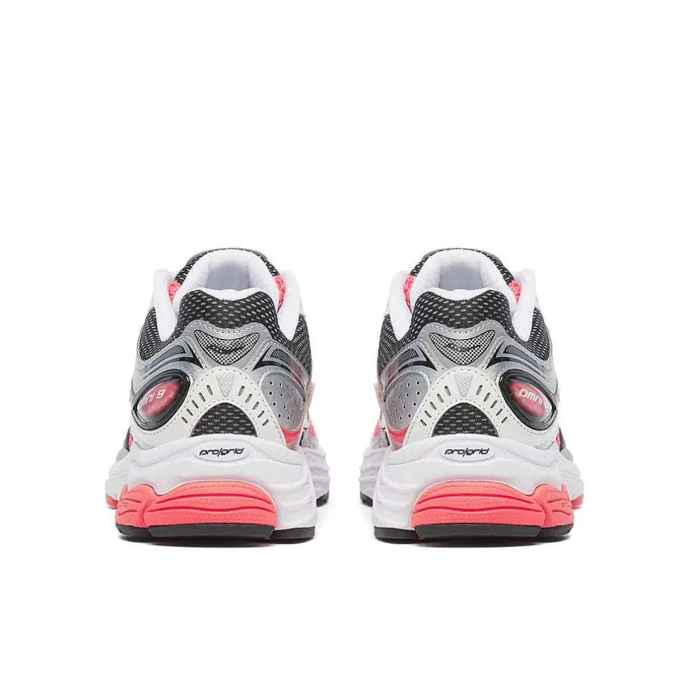 Saucony ProGrid Omni 9