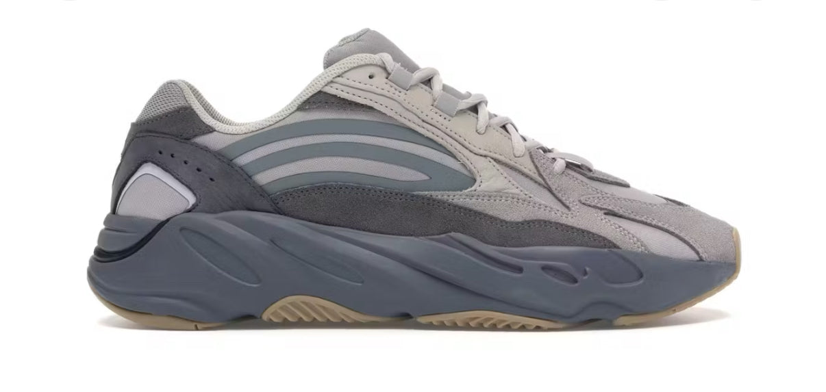adidas Yeezy Boost 700 V2 coloris téphra