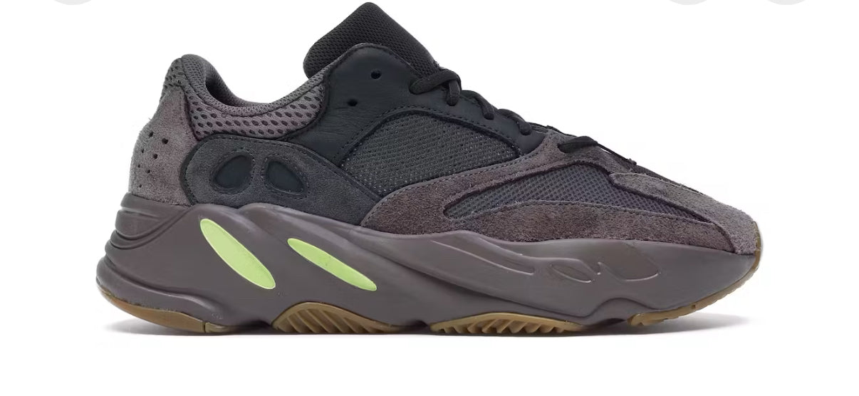 adidas Yeezy Boost 700 mauve
