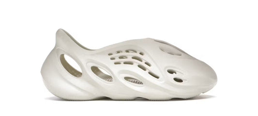 adidas Yeezy Foam RNNR coloris sable